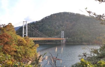 九頭竜湖の橋