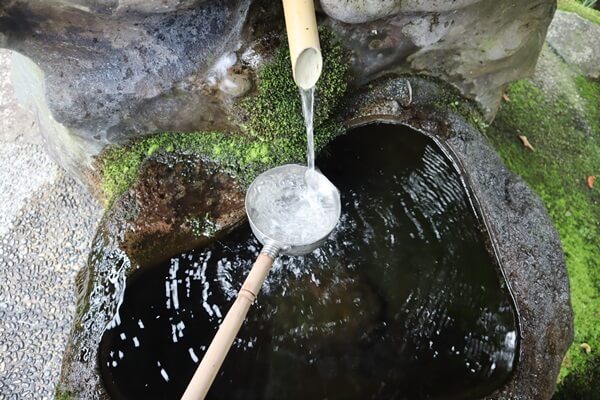 篠座神社の美味しい水