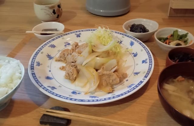 アケル食堂のしょうが焼き